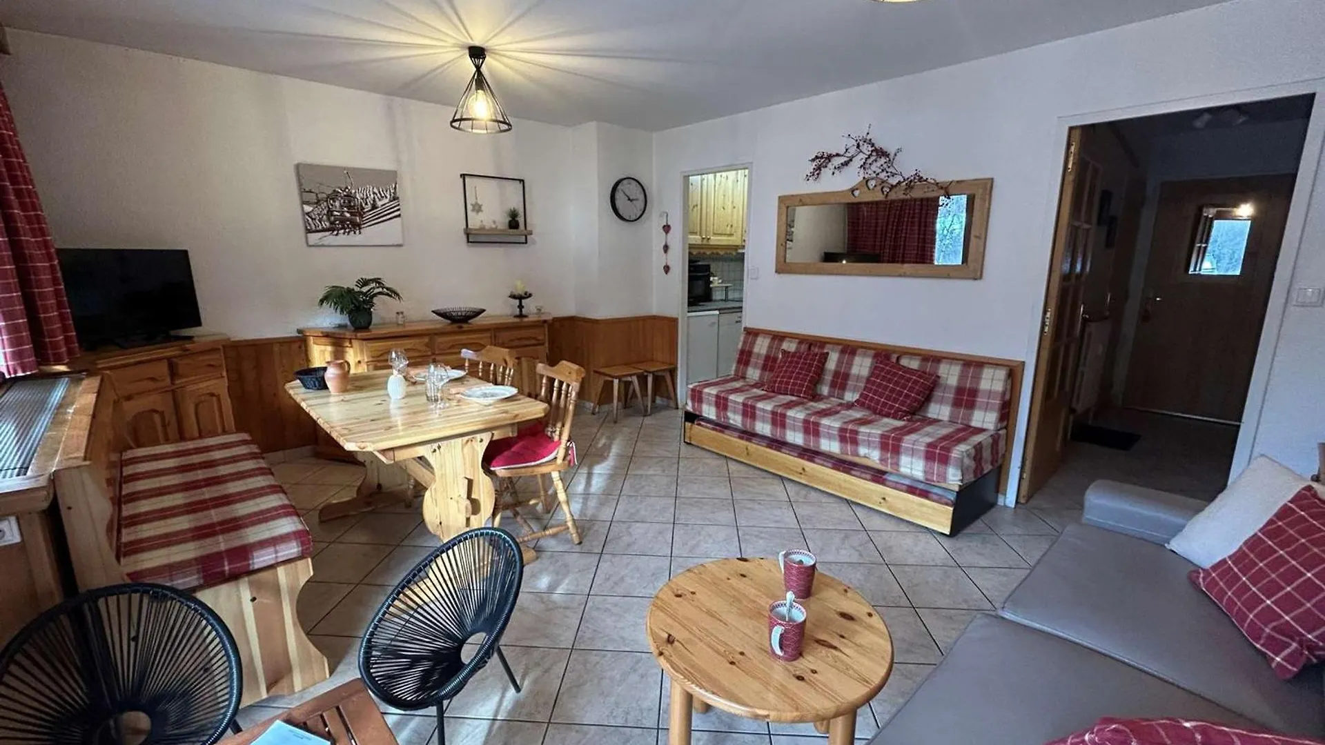 Studio Chaleureux Et Spacieux Pour 2 A Meribel, Proche Des Pistes - Fr-1-180-653 Les Allues Francja